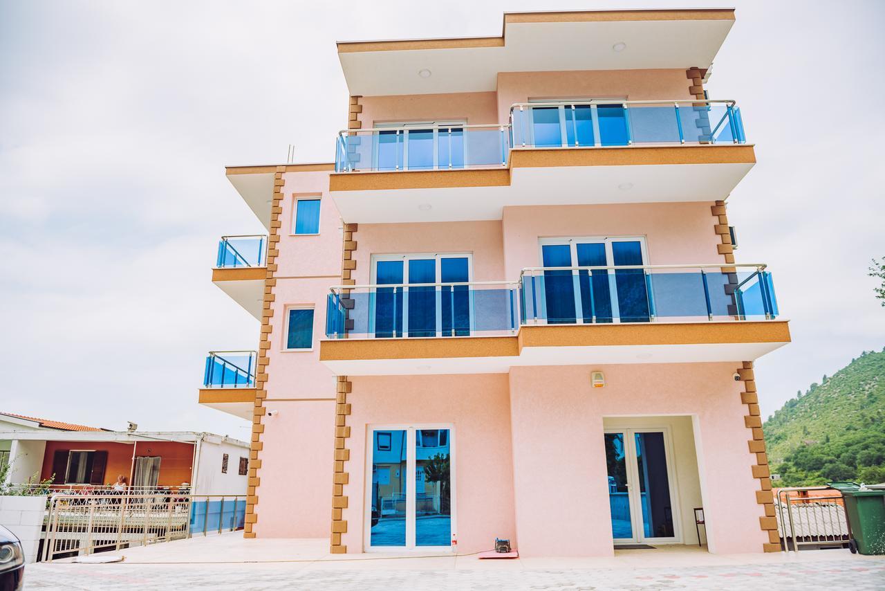 Apartments Krstovic Sutomore Bagian luar foto
