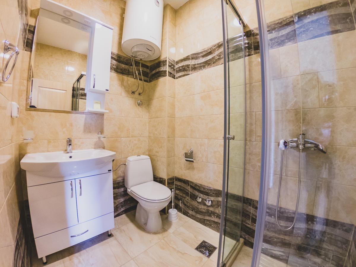 Apartments Krstovic Sutomore Bagian luar foto