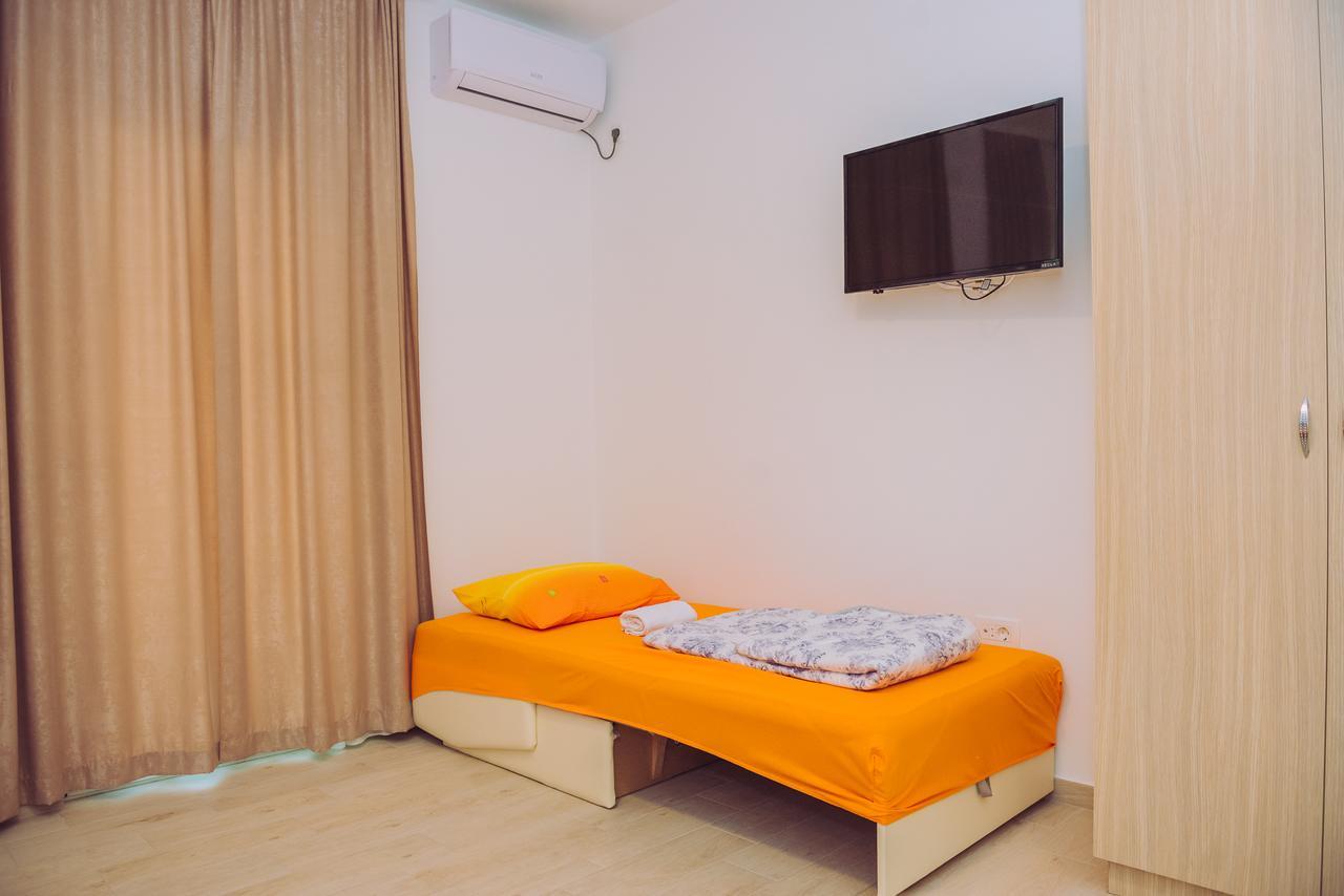 Apartments Krstovic Sutomore Bagian luar foto